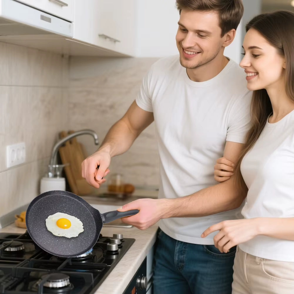 28 cm Non-Stick Pancake Frying Pan with High-Performance Coating, Compatible with All Hob Types Including Induction