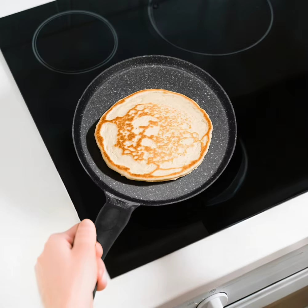 28 cm Non-Stick Pancake Frying Pan with High-Performance Coating, Compatible with All Hob Types Including Induction